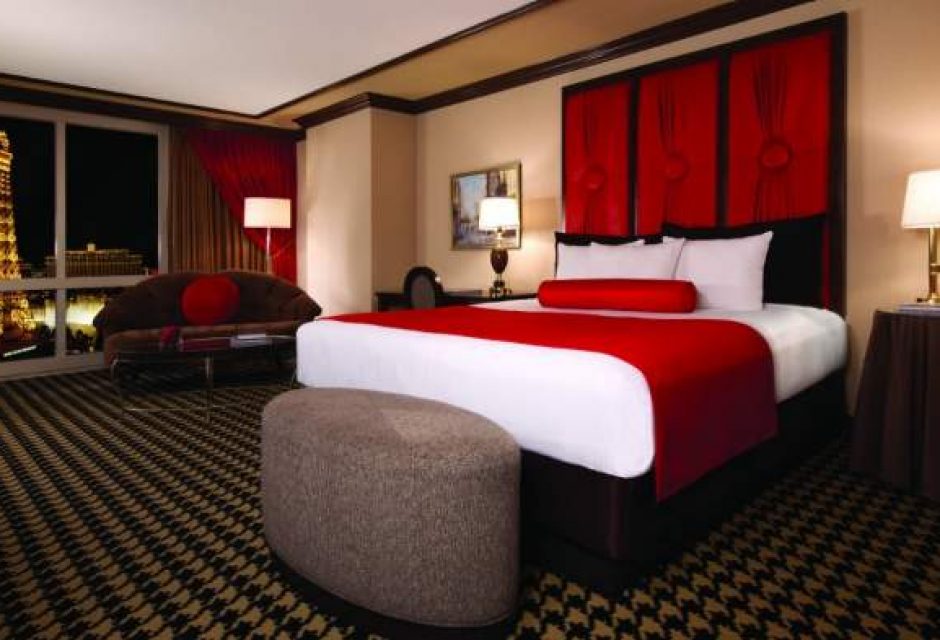 Paris Las Vegas Hotel & Casino | lasvegasjaunt.com